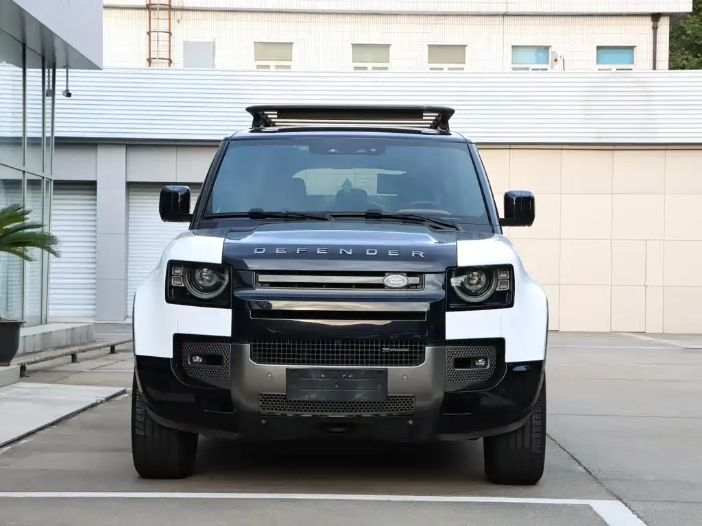 Land Rover Defender — миниатюра 2