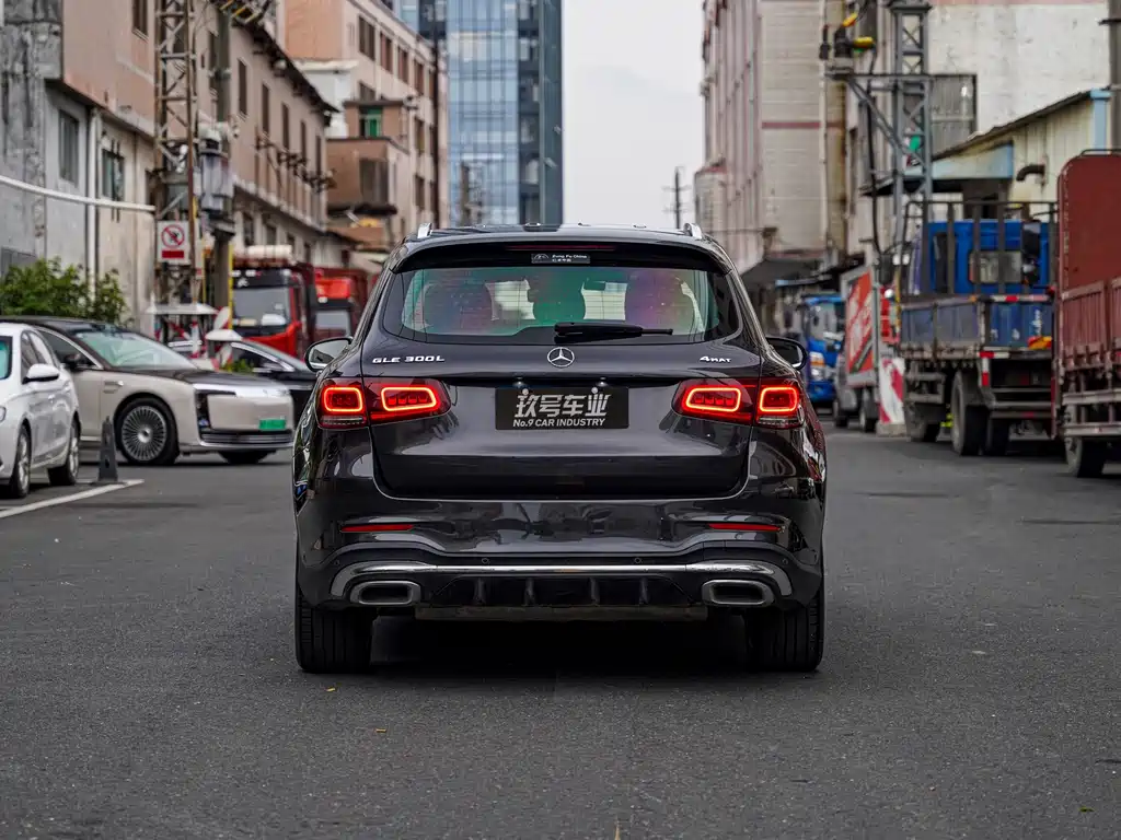 Mercedes-Benz GLC 2020 GLC 300 L 4MATIC Luxury