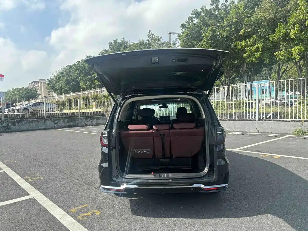 Honda Elysion — миниатюра 13