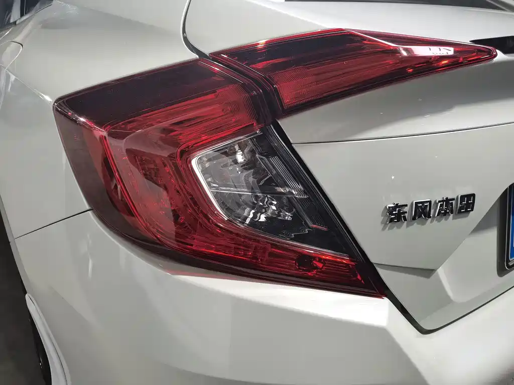 Honda Civic — миниатюра 13
