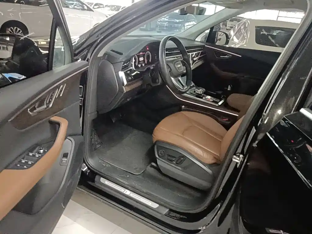 Audi Q7 — миниатюра 16