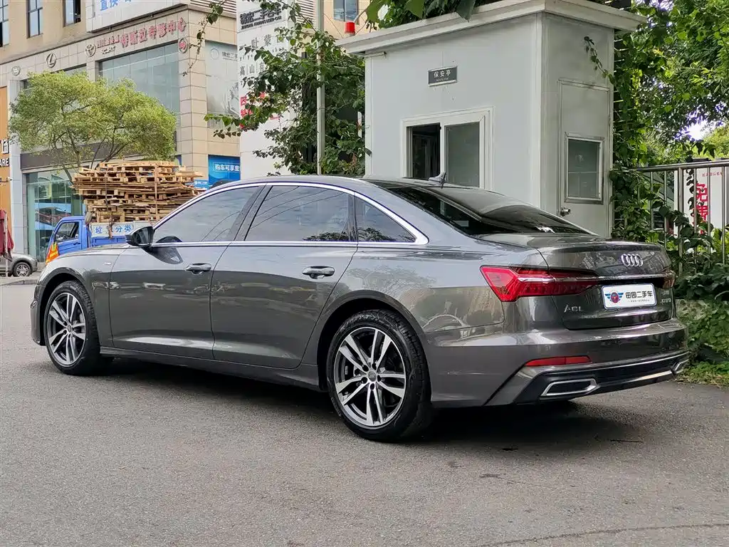 Audi A6L 2021 40 TFSI Luxury
