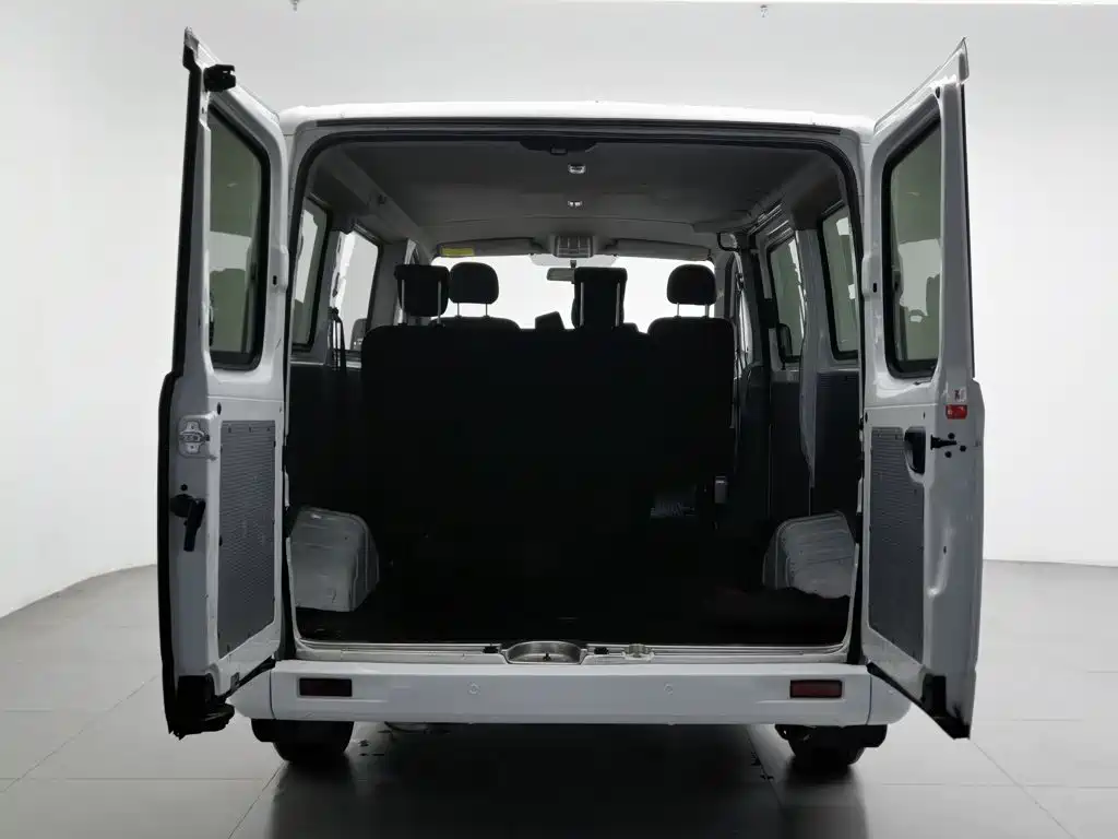 MAXUS V80 — миниатюра 16
