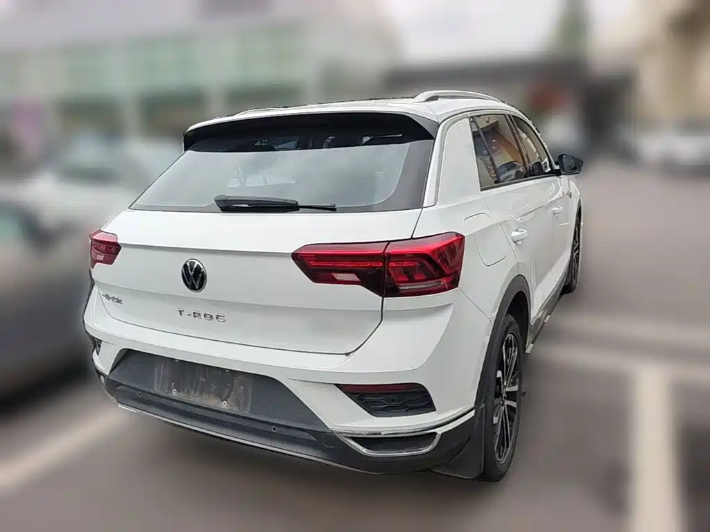 Volkswagen T-Roc — миниатюра 10