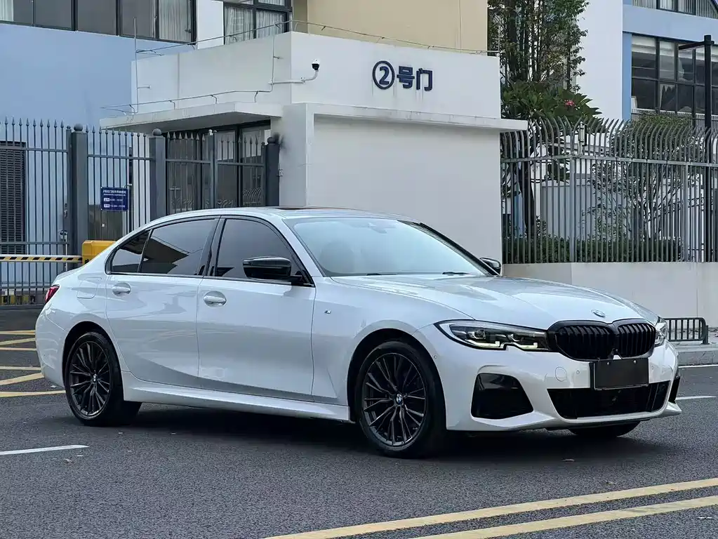 BMW 3 Series — миниатюра 3