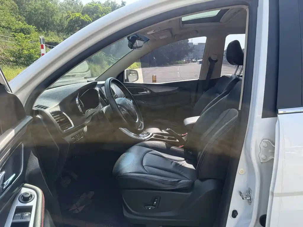 Baojun 560 — миниатюра 9