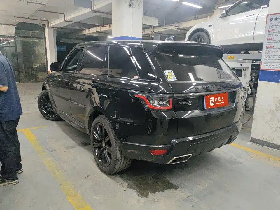 Land Rover Range Rover Sport 2021 3.0 L6 HST