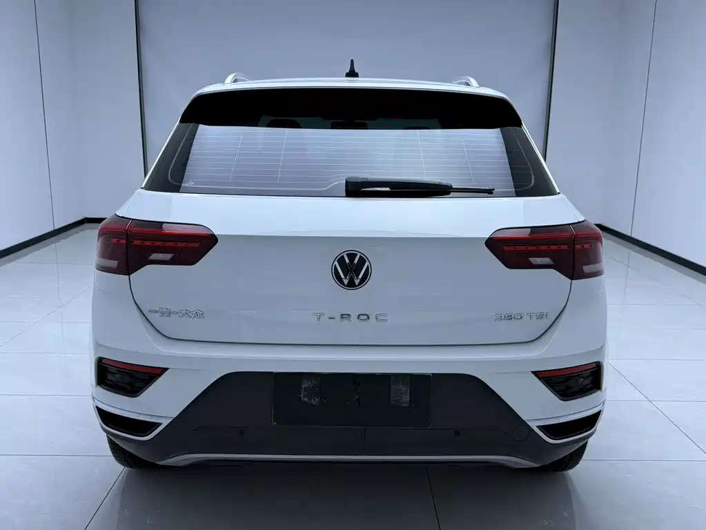 Volkswagen T-Roc — миниатюра 5