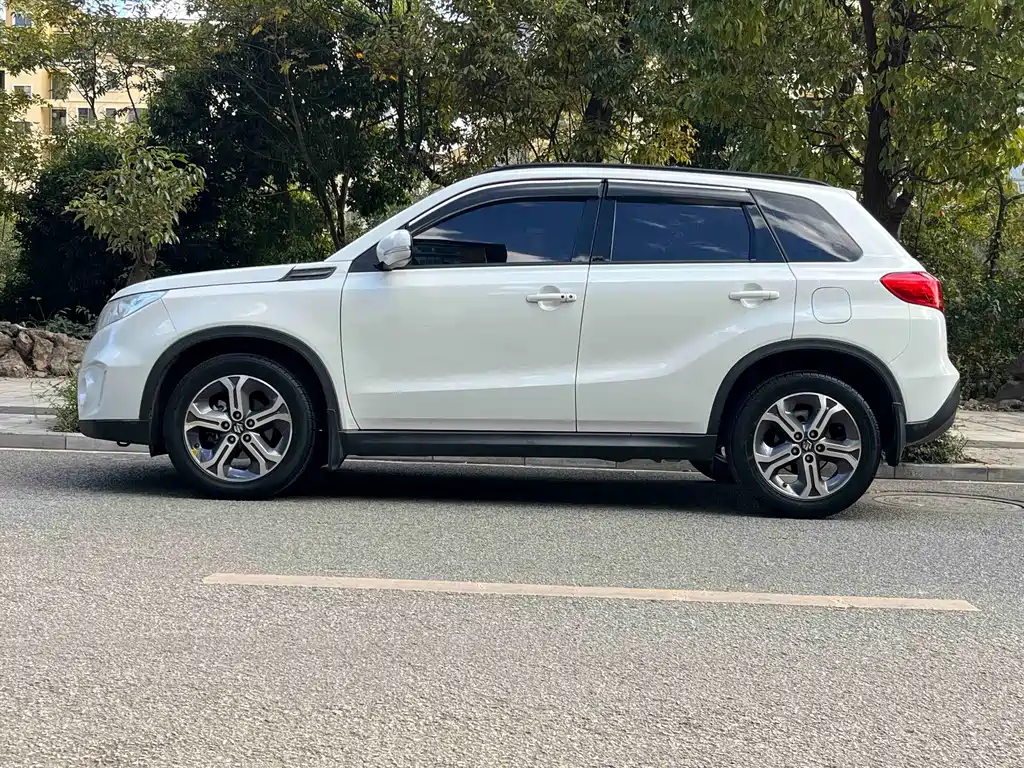 Suzuki Vitara — миниатюра 6