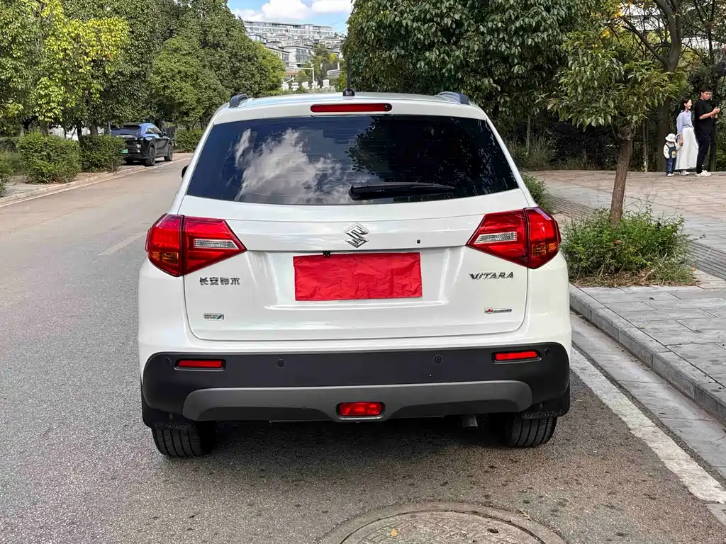 Suzuki Vitara — миниатюра 8