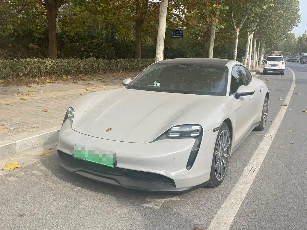Porsche Taycan