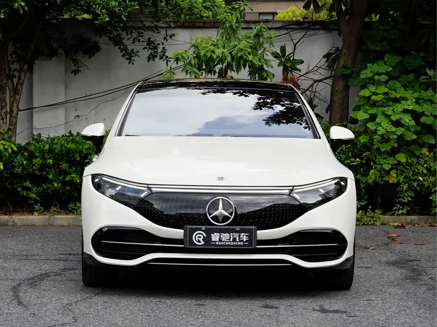 Mercedes-Benz EQS