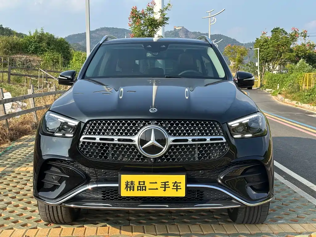 Mercedes-Benz GLE (Import) — миниатюра 2