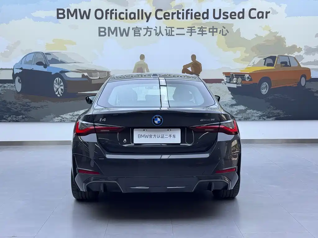 BMW i4 2023 eDrive35