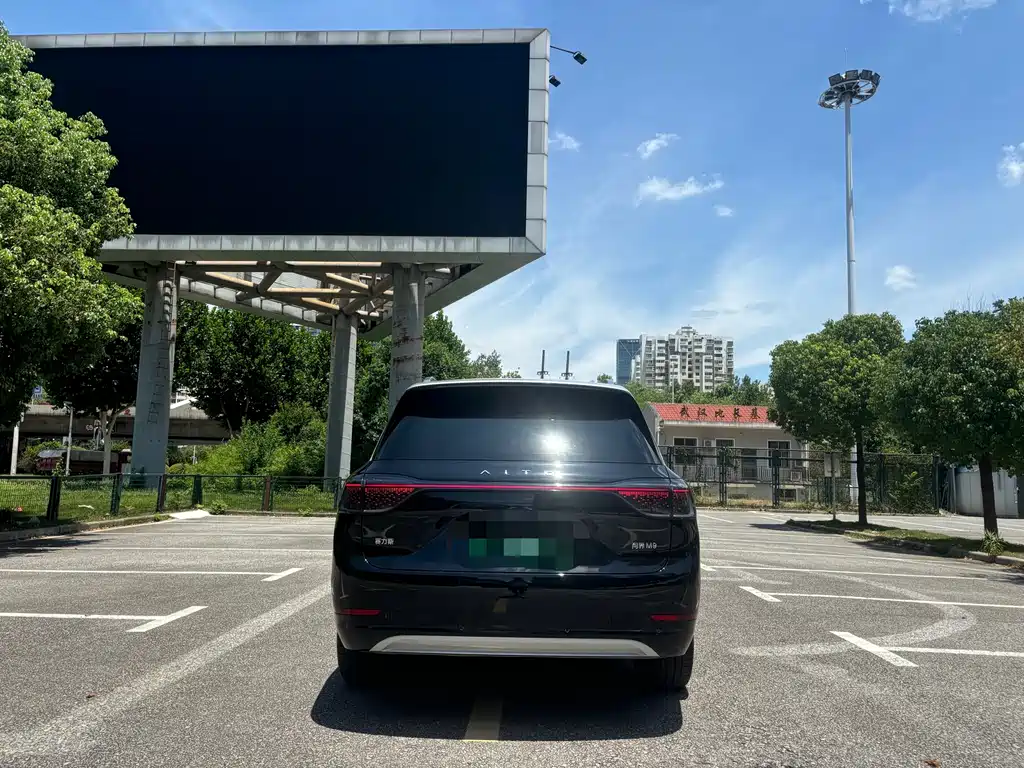 Aito M9 2024 Ultra 52kWh 5 мест