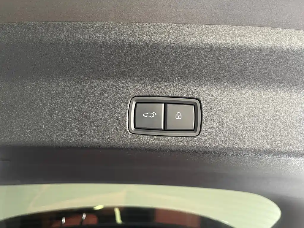 Li Auto Li L9 — миниатюра 25