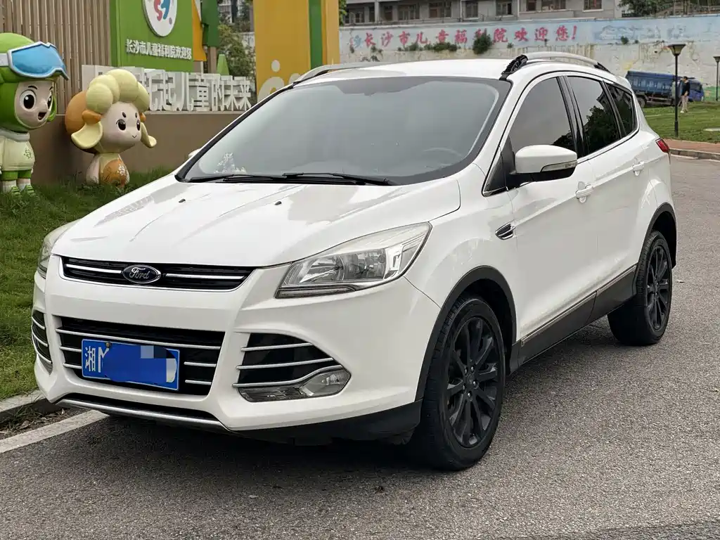 Ford Kuga 2015