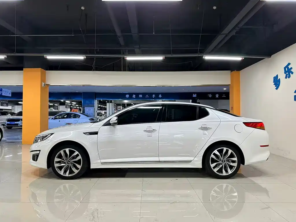 Kia K5 — миниатюра 9