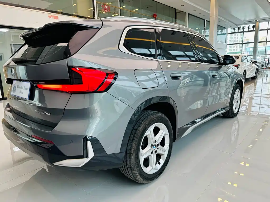 BMW X1 2023 sDrive20Li X