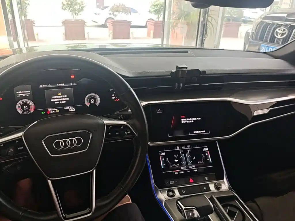 Audi A6L — миниатюра 10
