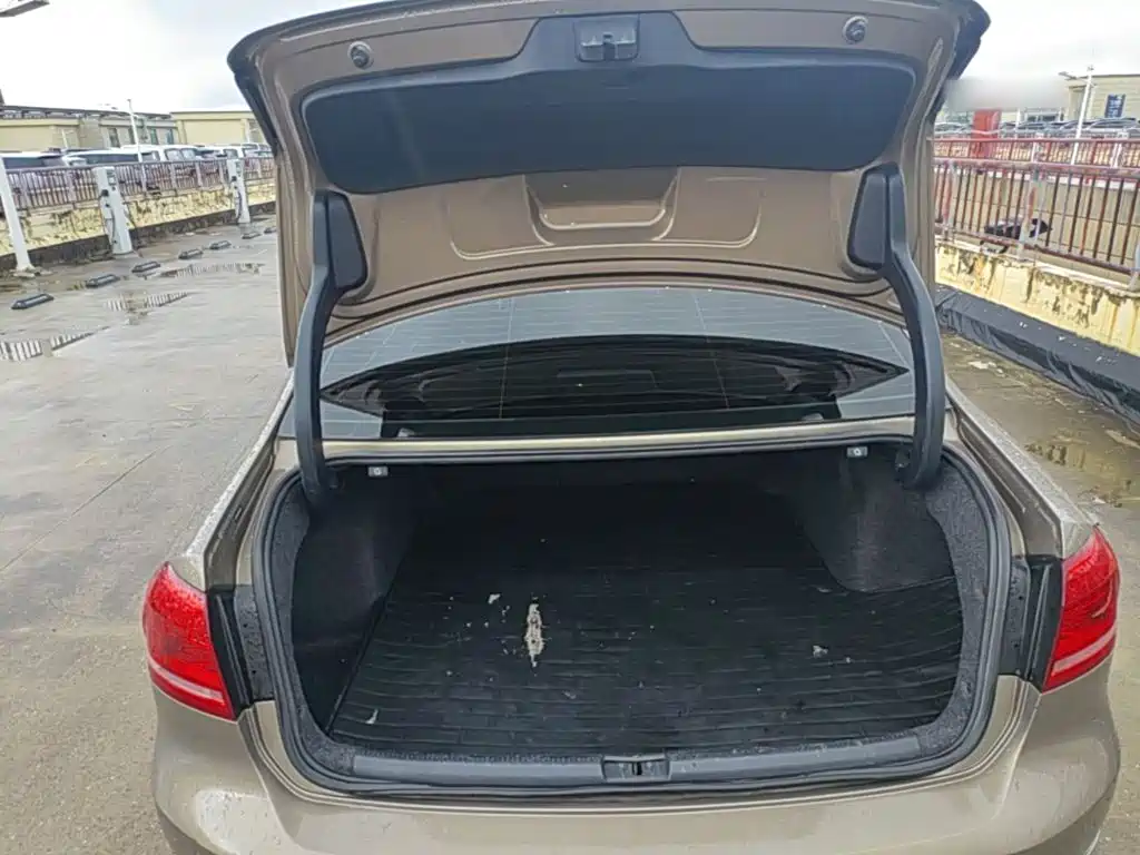 Volkswagen Passat — миниатюра 19