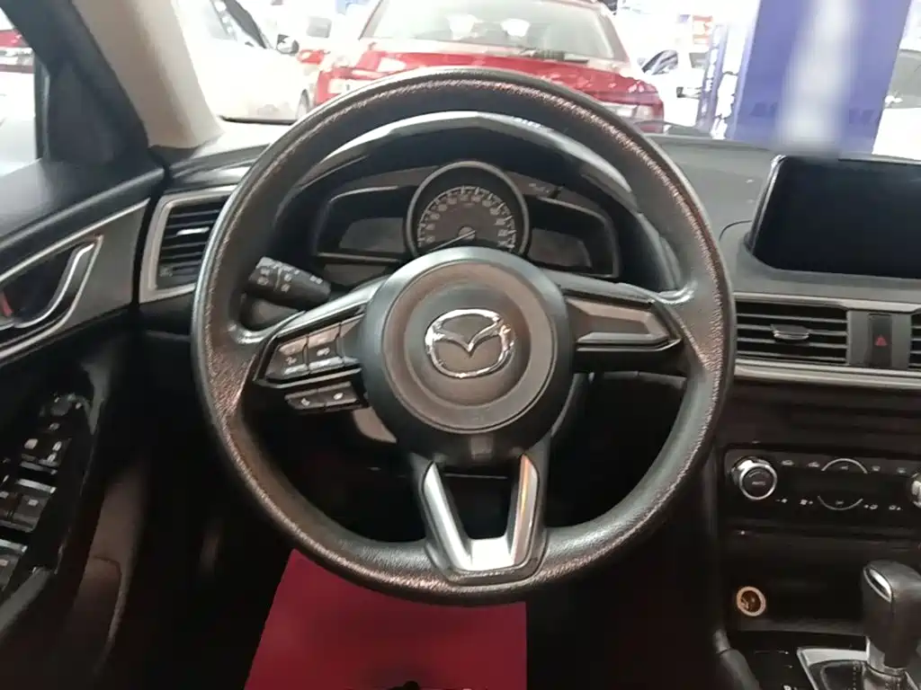 Mazda 3 Axela — миниатюра 11