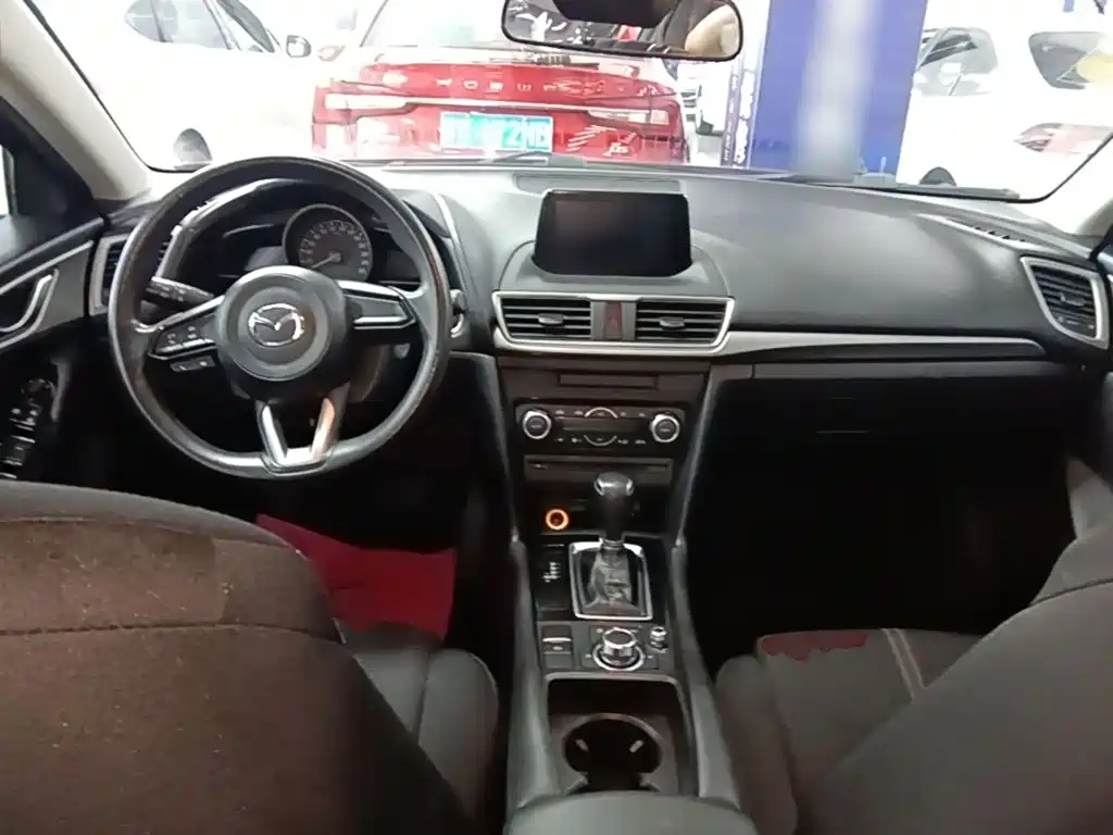 Mazda 3 Axela — миниатюра 10