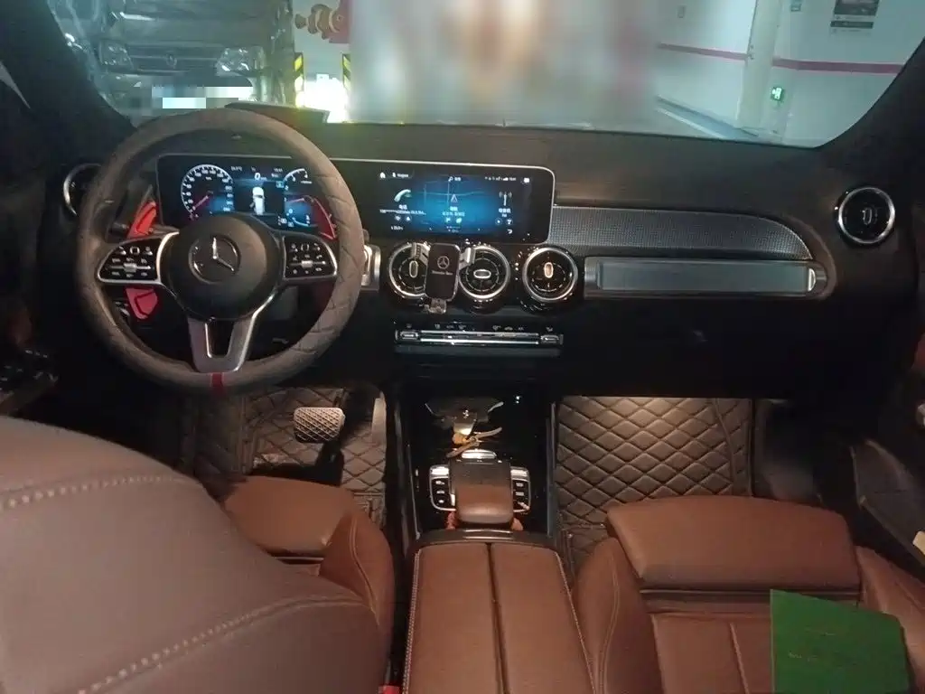 Mercedes-Benz GLB — миниатюра 13