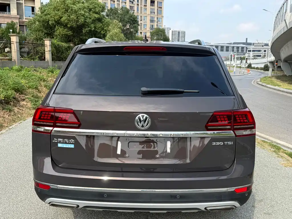 Volkswagen Teramont — миниатюра 4