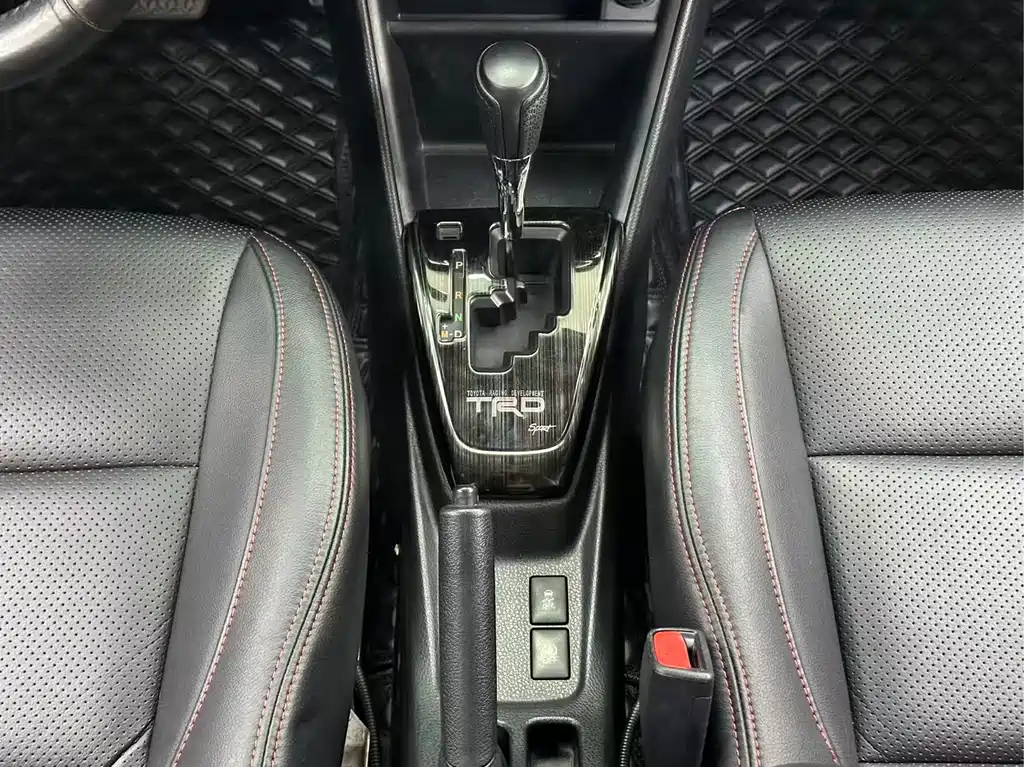 Toyota Yaris L — миниатюра 16