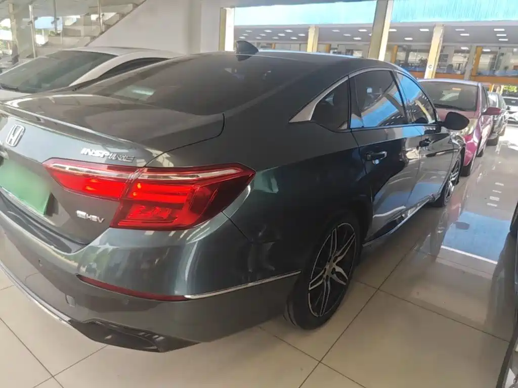 Honda Inspire — миниатюра 7