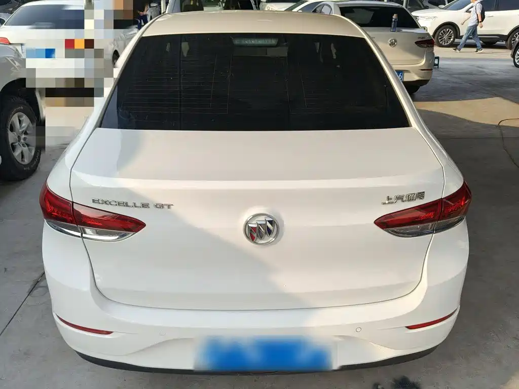 Buick Excelle — миниатюра 11