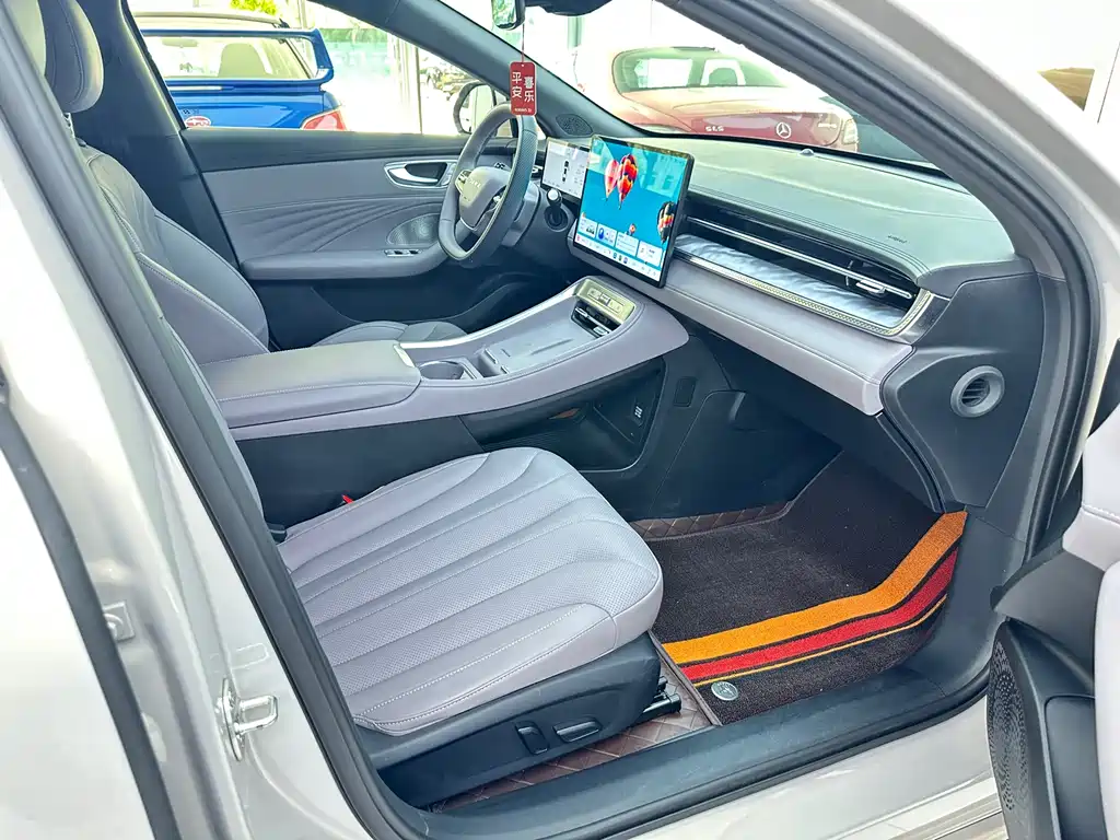 Roewe M7 DMH — миниатюра 16