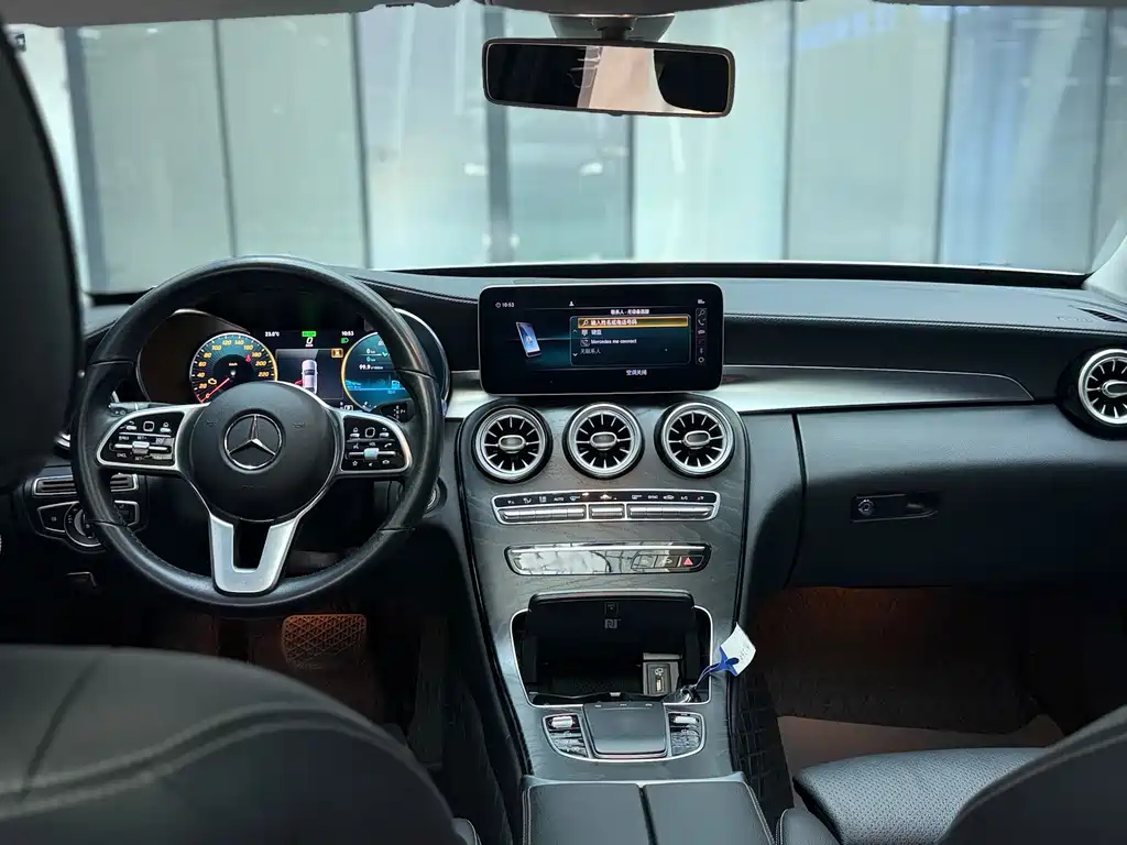 Mercedes-Benz C-Class — миниатюра 6