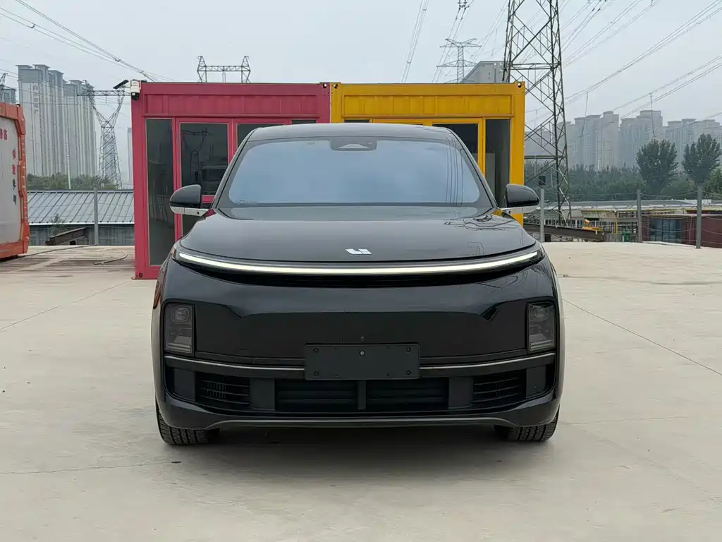 Li Auto Li L8 — миниатюра 2