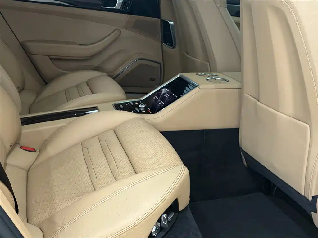 Porsche Panamera 2017 Panamera Executive Long Wheelbase 3.0T
