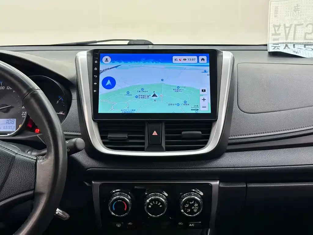 Toyota Yaris L — миниатюра 15