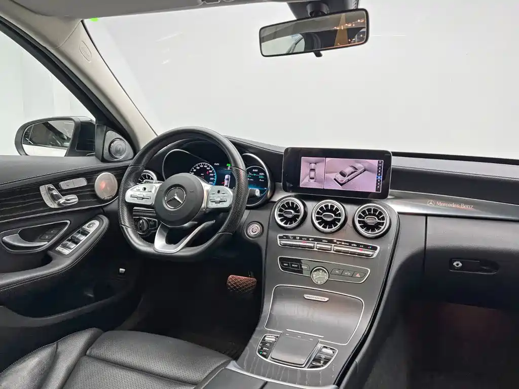 Mercedes-Benz C-Class — миниатюра 24