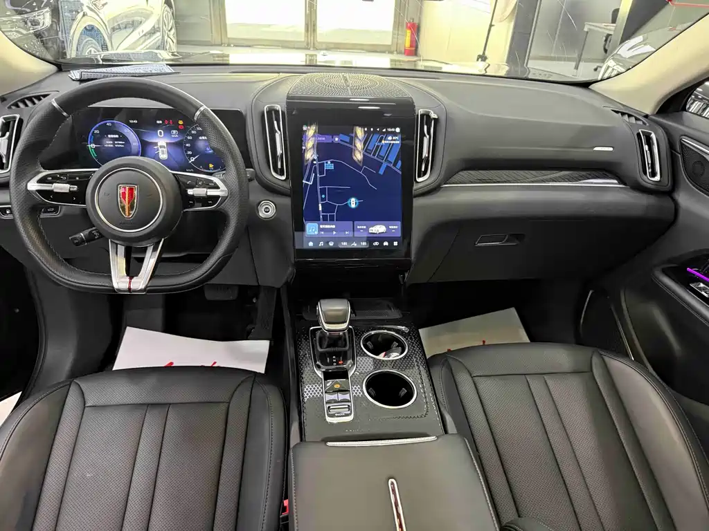 Hongqi Hongqi HS3 PHEV — миниатюра 8