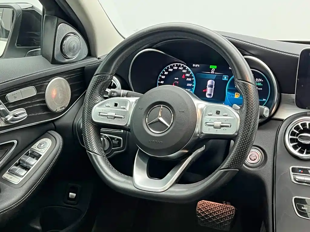 Mercedes-Benz C-Class — миниатюра 21
