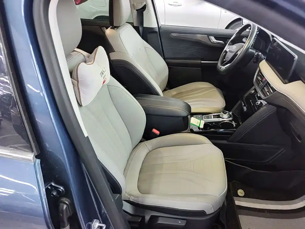 Ford Escape — миниатюра 25