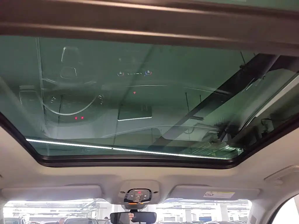 Audi Q5L — миниатюра 18