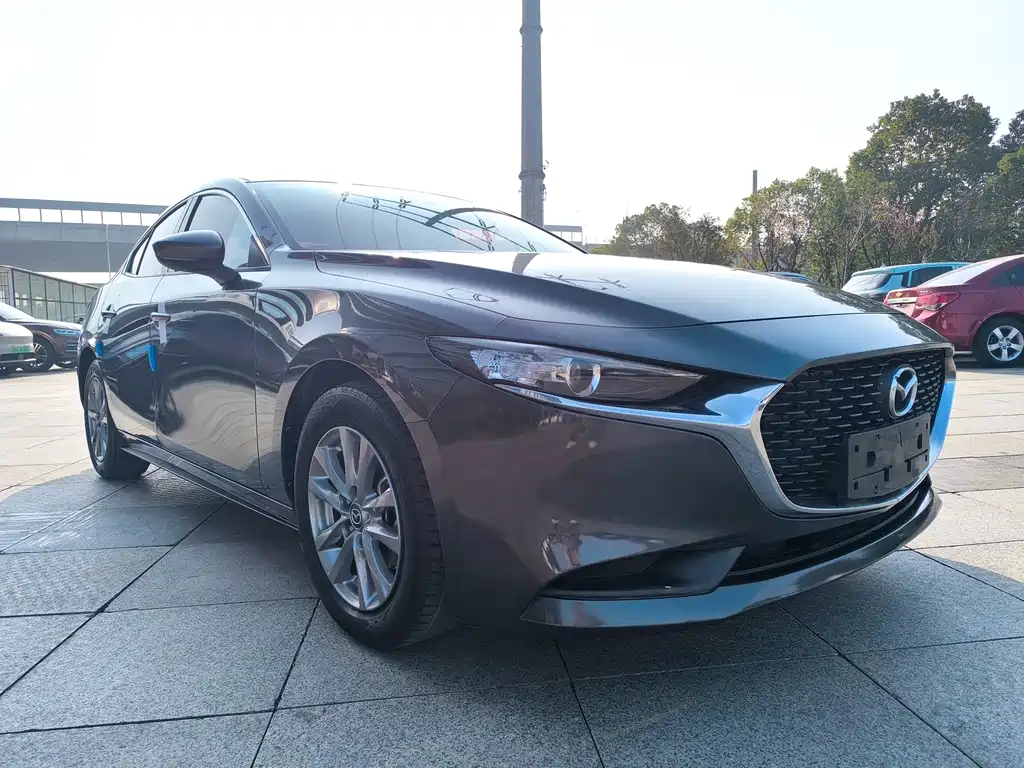 MAZDA 3 ANGKESAILA