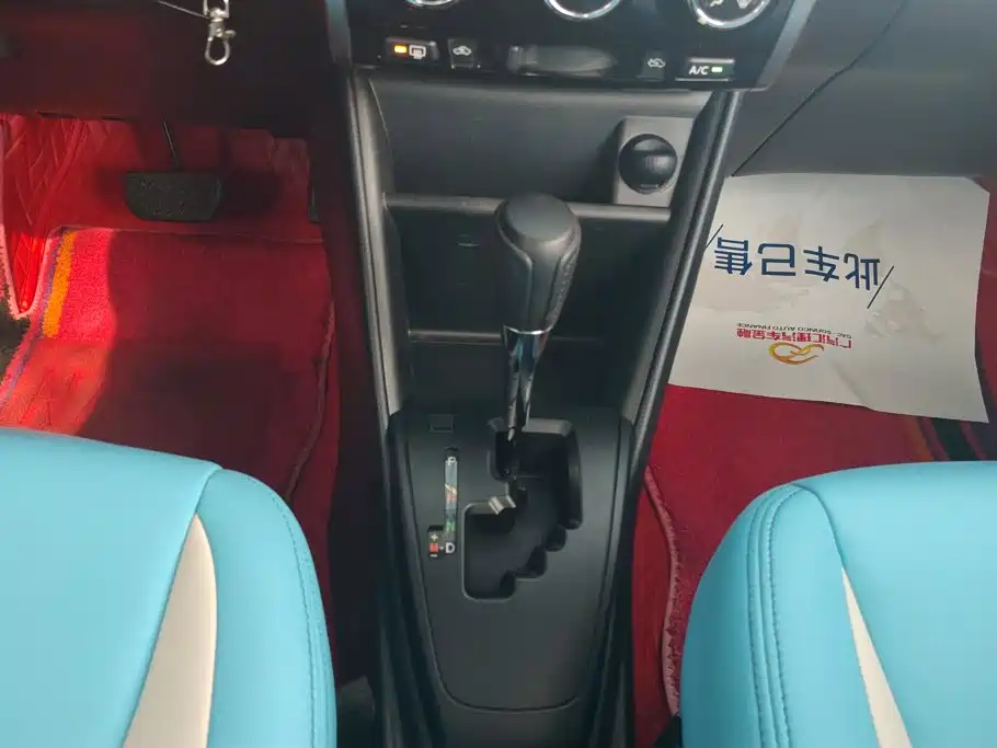 Toyota Yaris L — миниатюра 16