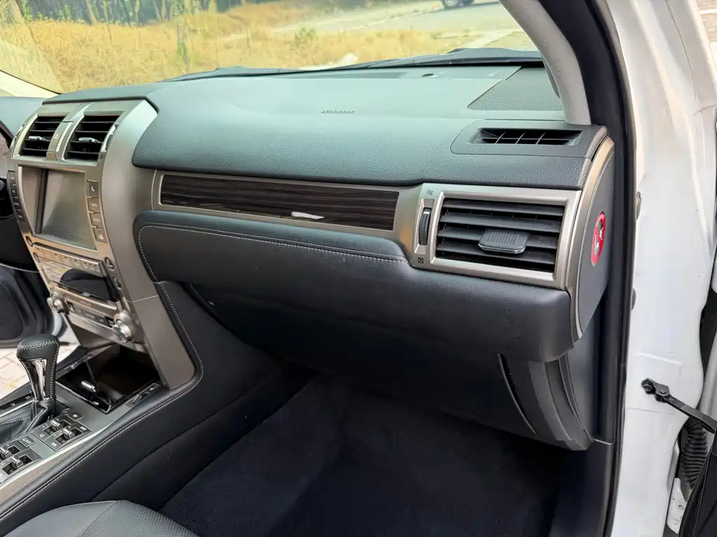 Lexus GX — миниатюра 19
