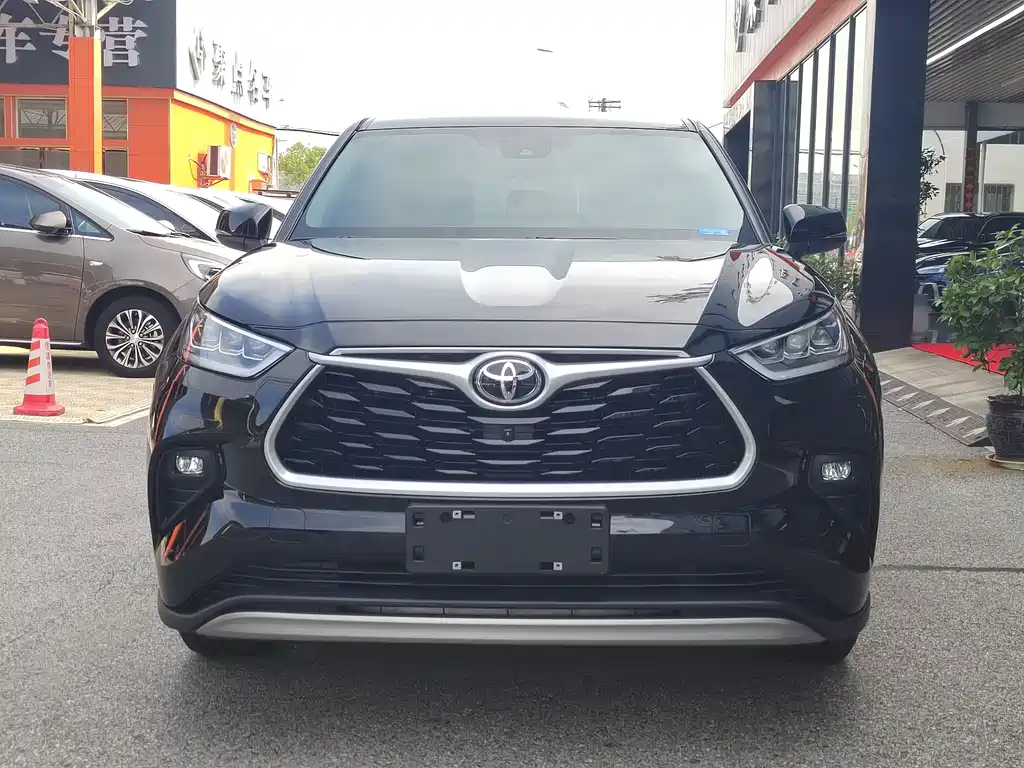 Toyota Highlander 2024 2.5L Elite 5 мест