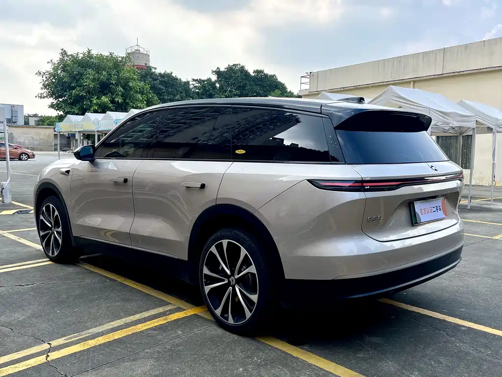 NIO ES8 — миниатюра 4