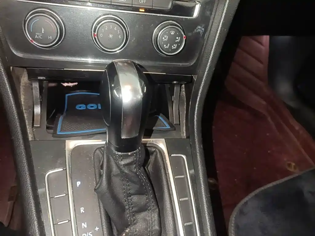 Volkswagen Golf — миниатюра 19