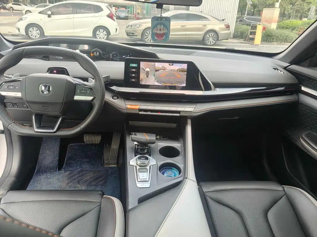 Changan UNI-V — миниатюра 7