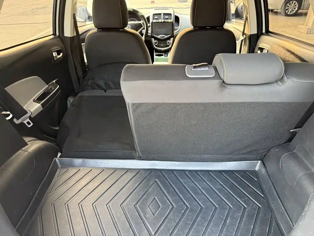 Changan Benben E-Star — миниатюра 17